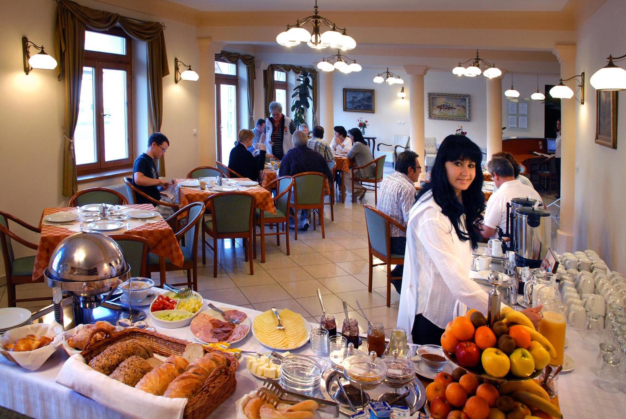 Ametiszt Hotel Harkány Dış mekan fotoğraf