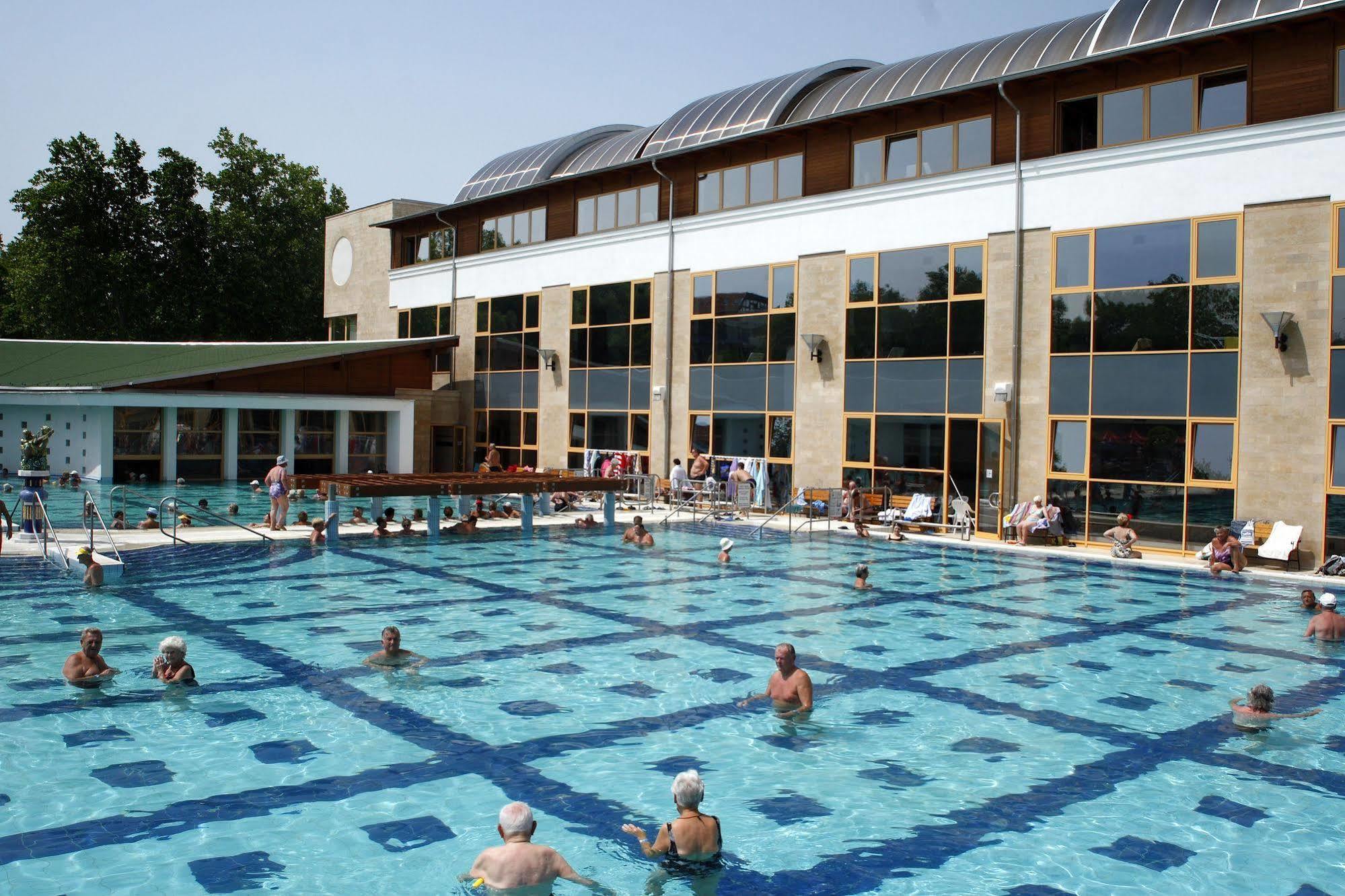 Ametiszt Hotel Harkány Dış mekan fotoğraf