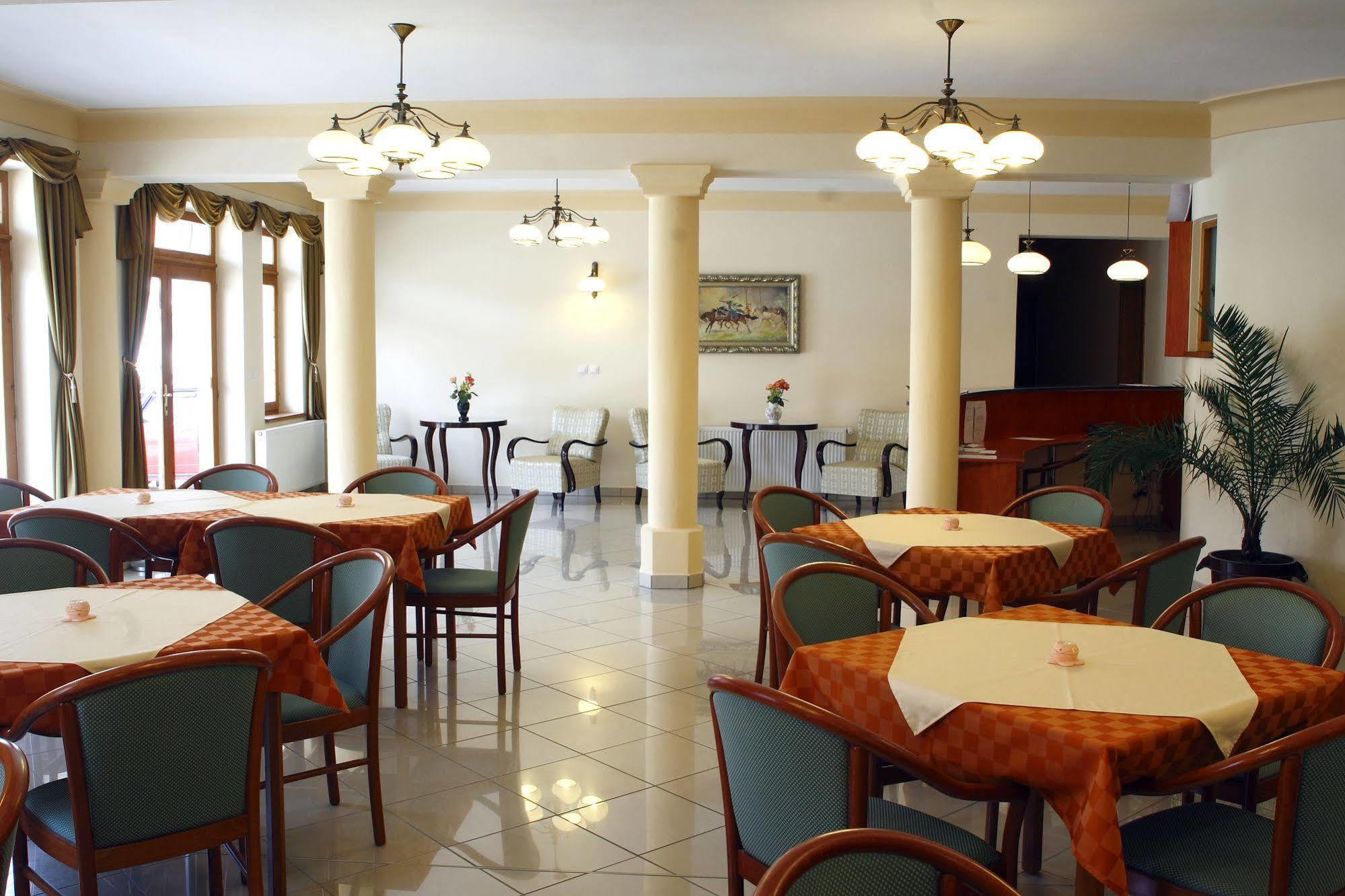 Ametiszt Hotel Harkány Dış mekan fotoğraf