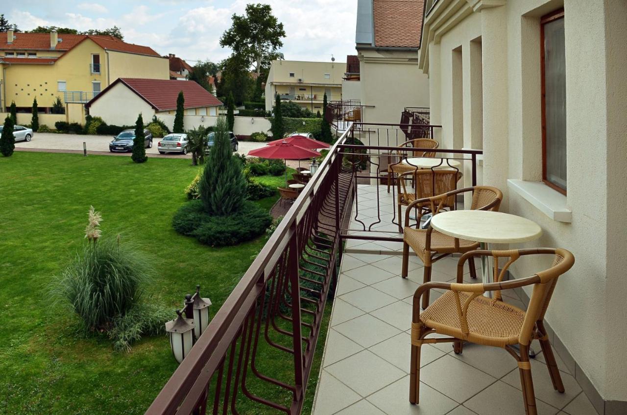 Ametiszt Hotel Harkány Dış mekan fotoğraf